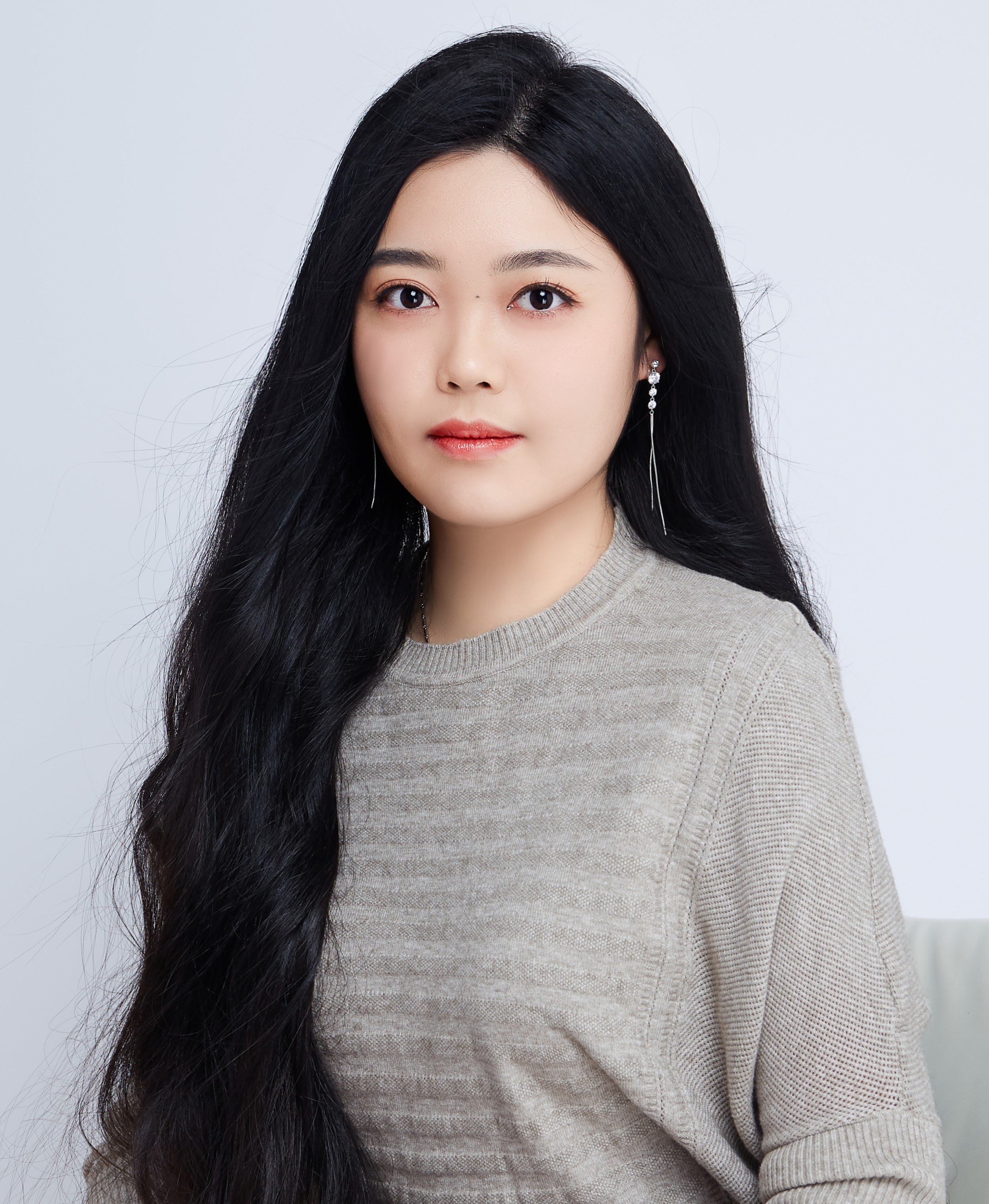 Ziyue Hu